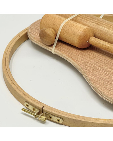 TELAIO PER RICAMO TONDO CON BASE CM 27